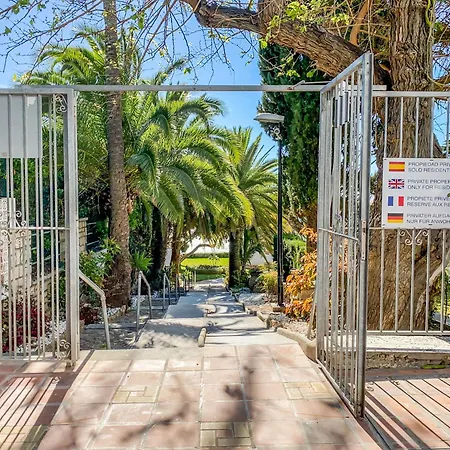 Apartamento Casa Andreas - Sea View, Pool & Parking